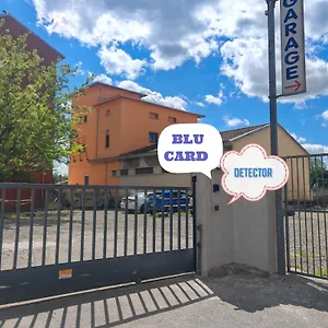 Express Traveller's Front Station Fs Parking Парма